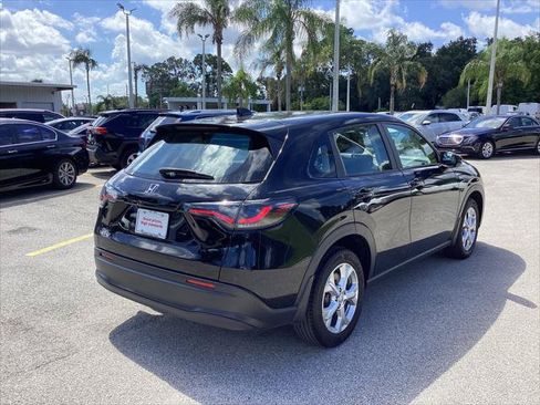 Used 2024 Honda HR-V LX image 6