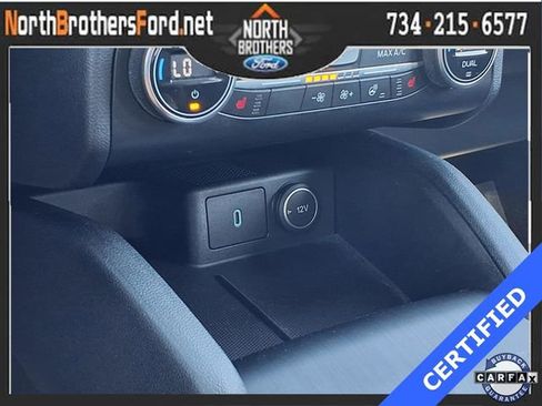 Used 2020 Ford Escape Titanium image 16