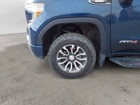 Used 2020 GMC Sierra 1500 AT4 w/ AT4 Premium Package AWD/4WD image 14