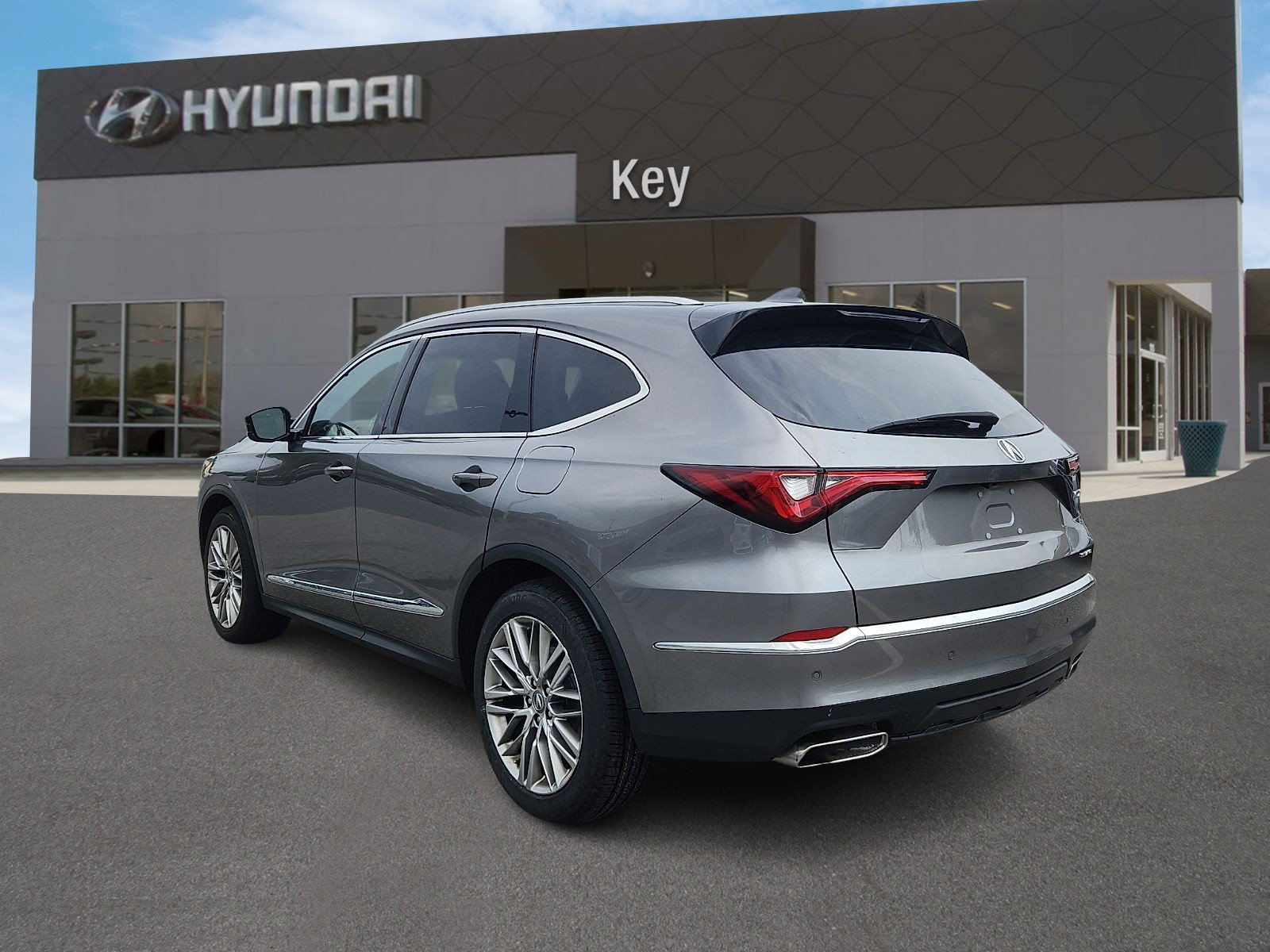Used 2023 Acura MDX w/ Advance Package AWD/4WD image 4
