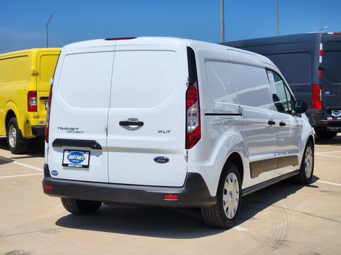 Used 2023 Ford Transit Connect XLT FWD image 7