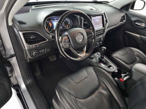 Used 2021 Jeep Cherokee Latitude Lux w/ Sun & Sound Group image 19