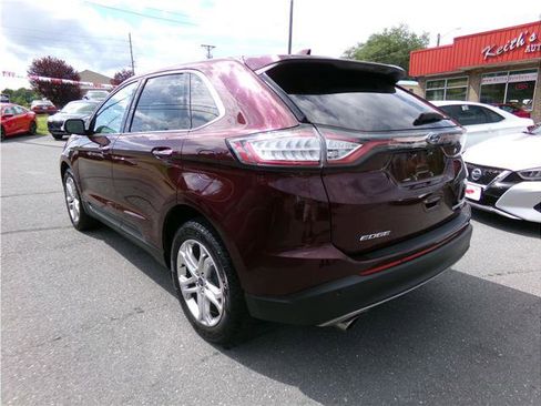 Used 2018 Ford Edge Titanium w/ Ford Safe & Smart Package AWD/4WD image 11