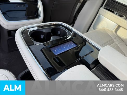Used 2024 Lincoln Navigator L Black Label AWD/4WD image 11