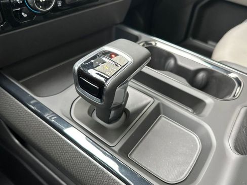 Used 2024 Chevrolet Silverado 1500 ZR2 w/ Technology Package image 21