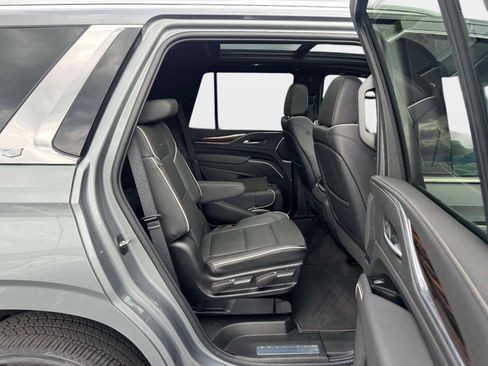 Certified 2024 Cadillac Escalade Premium Luxury AWD/4WD image 16