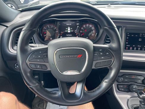 Used 2020 Dodge Challenger SXT w/ Blacktop Package RWD image 12