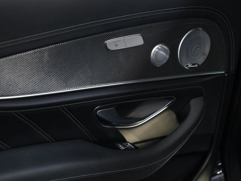 Used 2019 Mercedes-Benz E 63 AMG S image 27