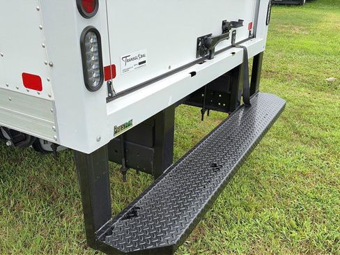 New 2027 Ford E-350 and Econoline 350 Super Duty w/ Power Equipment Group RWD image 20