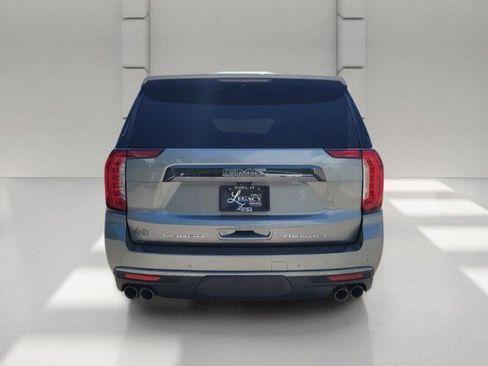 Used 2023 GMC Yukon Denali Ultimate w/ LPO, Floor Liner Package AWD/4WD image 5