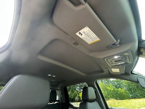 Used 2024 Chevrolet Silverado 1500 LTZ image 27