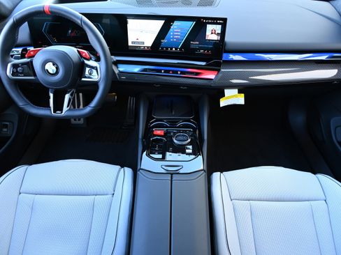 New 2026 BMW M5 Touring image 14