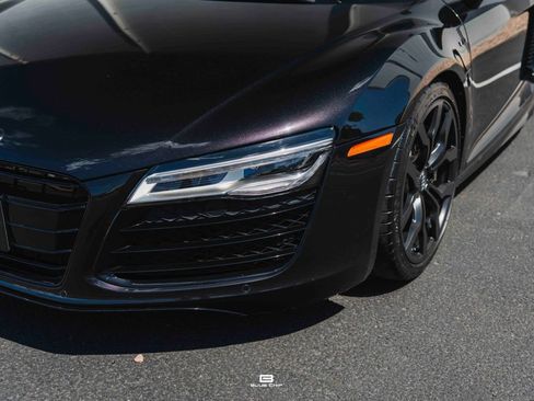 Used 2014 Audi R8 V10 AWD/4WD image 6