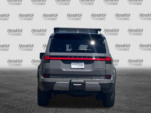 Used 2024 Lexus GX 550 AWD/4WD image 6