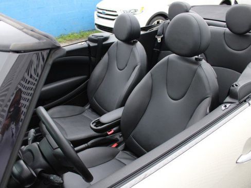 Used 2015 MINI Cooper Convertible image 25