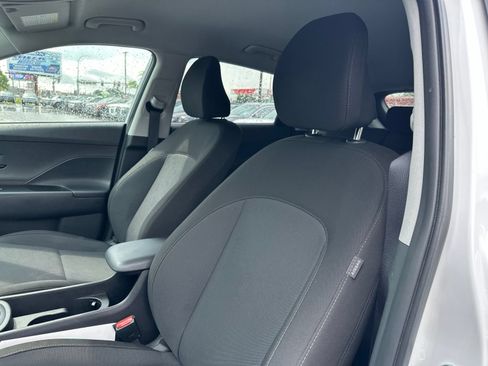 Used 2025 Hyundai Kona SEL AWD/4WD image 10