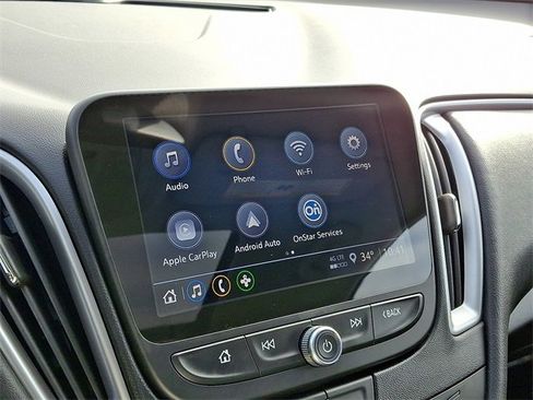 Certified 2025 Chevrolet Malibu LS image 17