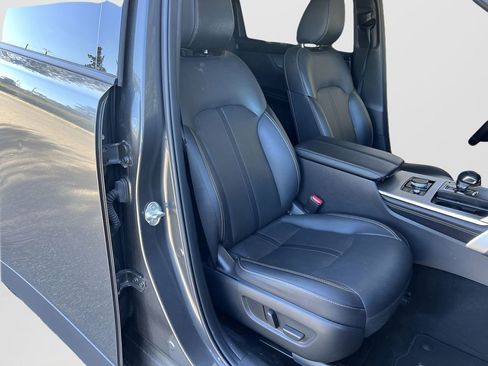 Used 2024 MAZDA CX-90 3.3 Turbo w/ Preferred Plus image 27