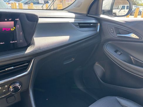 Used 2025 Buick Encore GX Preferred image 34