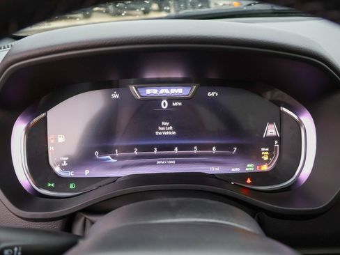 New 2026 RAM 1500 4x4 Crew Cab image 25