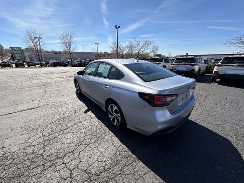 Used 2024 Subaru Legacy Premium image 5