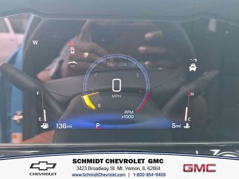 New 2026 Chevrolet Trax RS w/ Sunroof Package FWD image 13