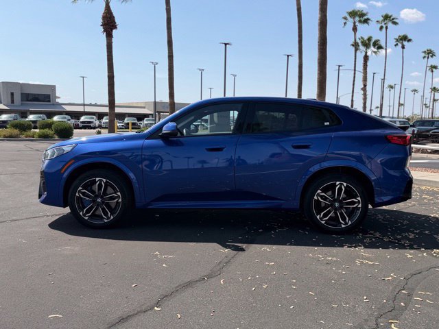 Used 2026 BMW X2 xDrive28i AWD/4WD image 4