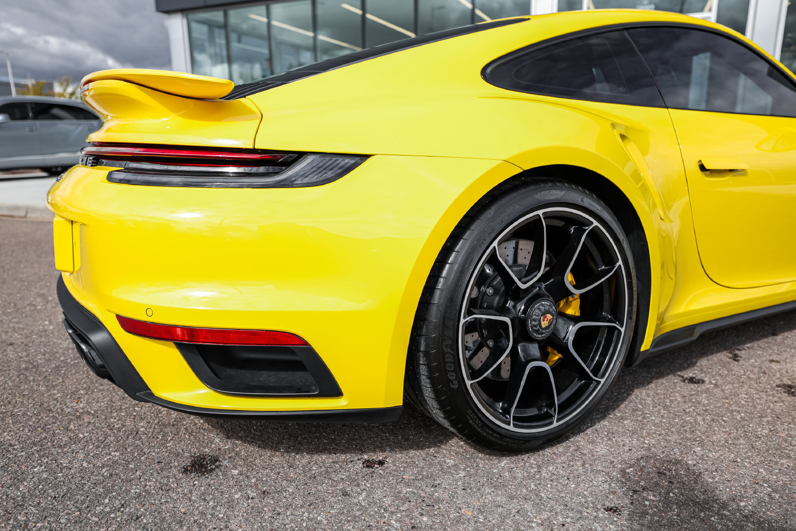 Used 2022 Porsche 911 Turbo S AWD/4WD image 13