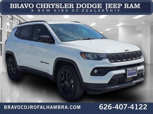 New 2026 Jeep Compass Latitude AWD/4WD image 1