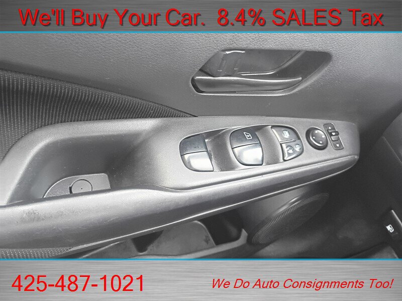Used 2021 Nissan Kicks S FWD image 21