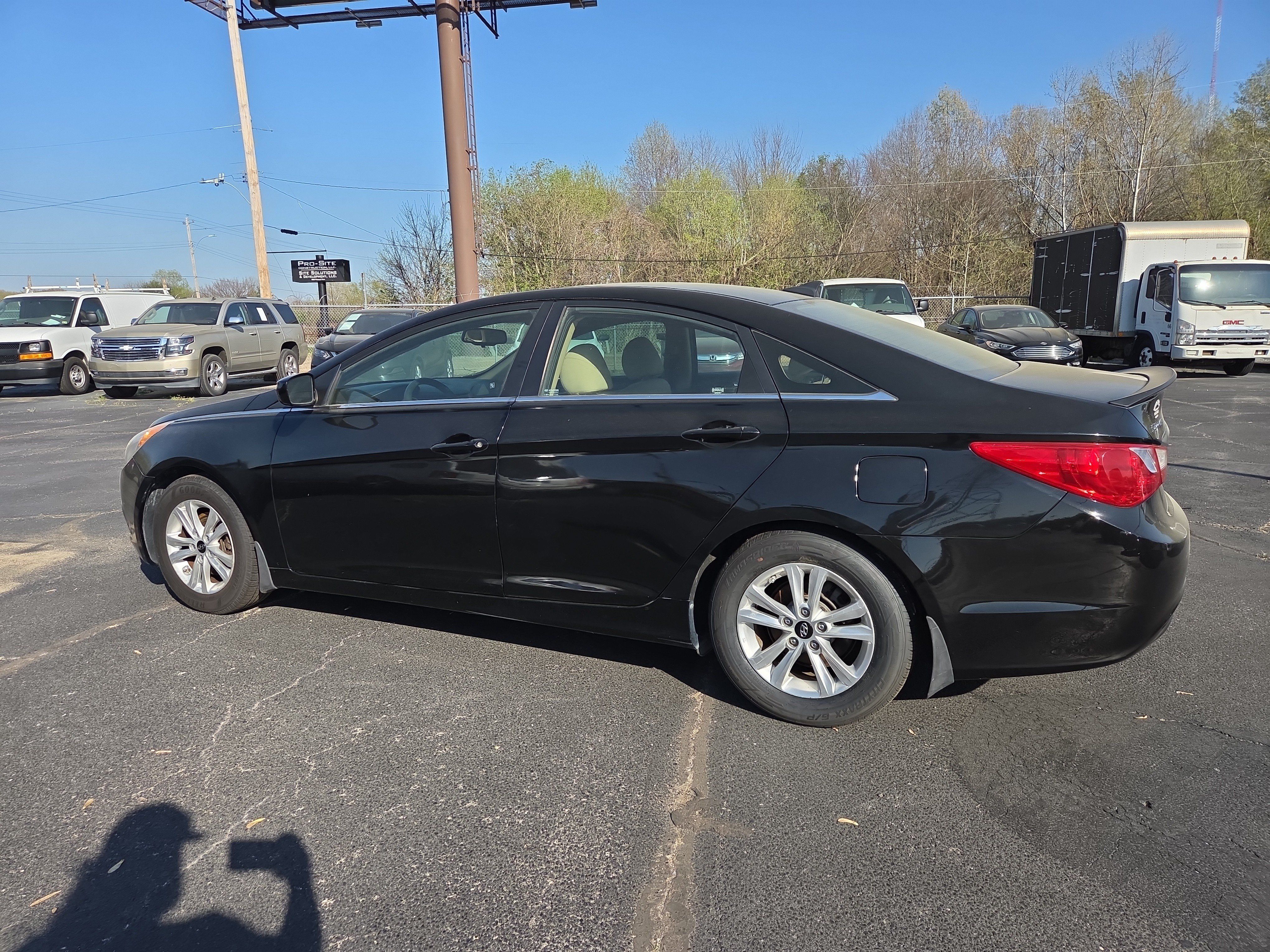 Used 2013 Hyundai Sonata GLS w/ Popular Equipment Pkg FWD image 3
