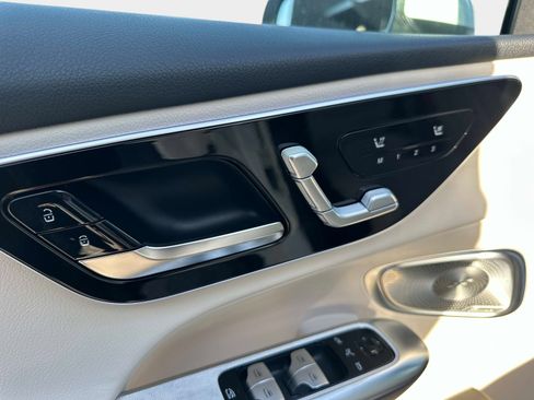 New 2026 Mercedes-Benz GLC 300 image 19