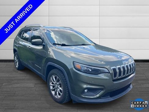 Used 2019 Jeep Cherokee Latitude Plus FWD image 2