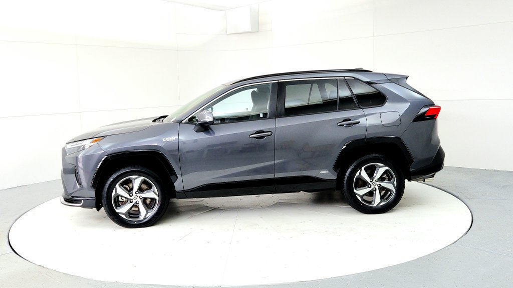Certified 2023 Toyota RAV4 SE AWD/4WD image 3