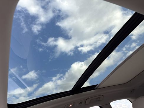 New 2026 Volvo XC60 B5 Ultra w/ Protection Package Premier image 16