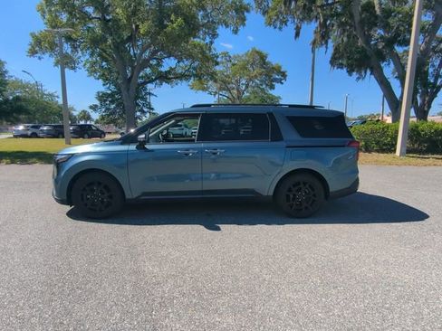 Used 2026 Kia Carnival SX w/ SX Dark Edition Package FWD image 8