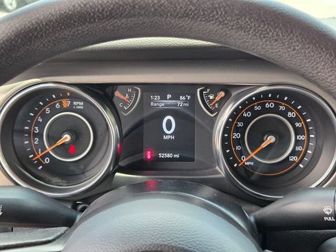 Used 2022 Jeep Wrangler Sport AWD/4WD image 21