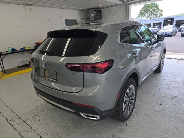 Certified 2025 Buick Envision Preferred AWD/4WD image 5