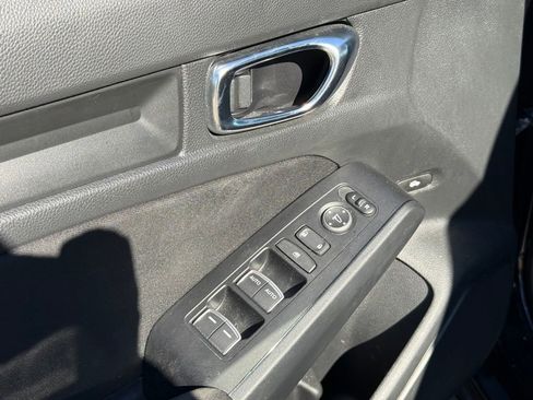 Used 2023 Honda Civic Sport image 11