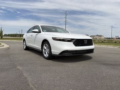 New 2026 Honda Accord LX image 7