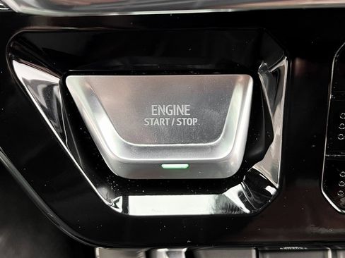 Used 2024 GMC Sierra 2500 Denali Ultimate w/ Max Trailering Package image 11