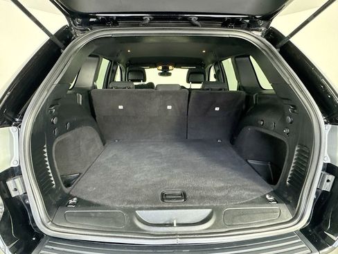 Used 2017 Jeep Grand Cherokee Laredo w/ Quick Order Package 2BE RWD image 31