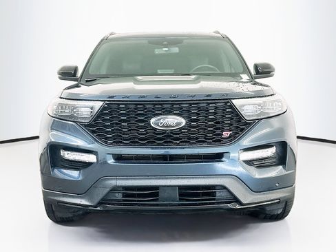 Used 2023 Ford Explorer ST w/ Equipment Group 401A image 2