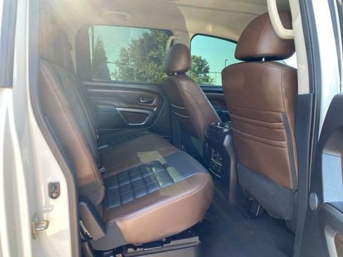 Used 2016 Nissan Titan Platinum Reserve image 22