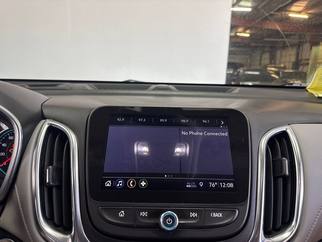 Used 2021 Chevrolet Equinox Premier AWD/4WD image 14