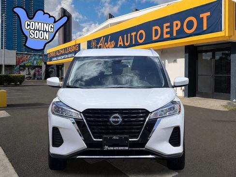 Used 2023 Nissan Kicks SV FWD image 7