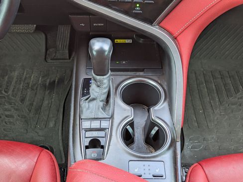 Used 2022 Toyota Camry XSE image 19