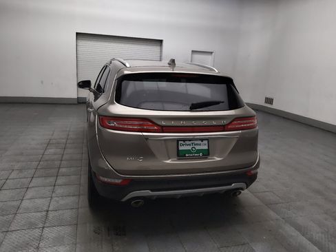 Used 2019 Lincoln MKC Premiere FWD image 6