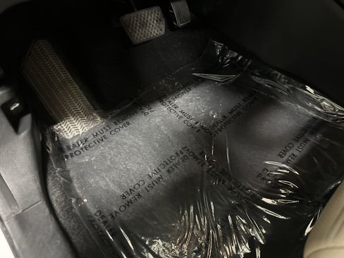 Used 2020 Honda CR-V Touring image 17