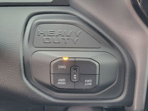 New 2026 RAM 2500 Laramie w/ Night Edition AWD/4WD image 24
